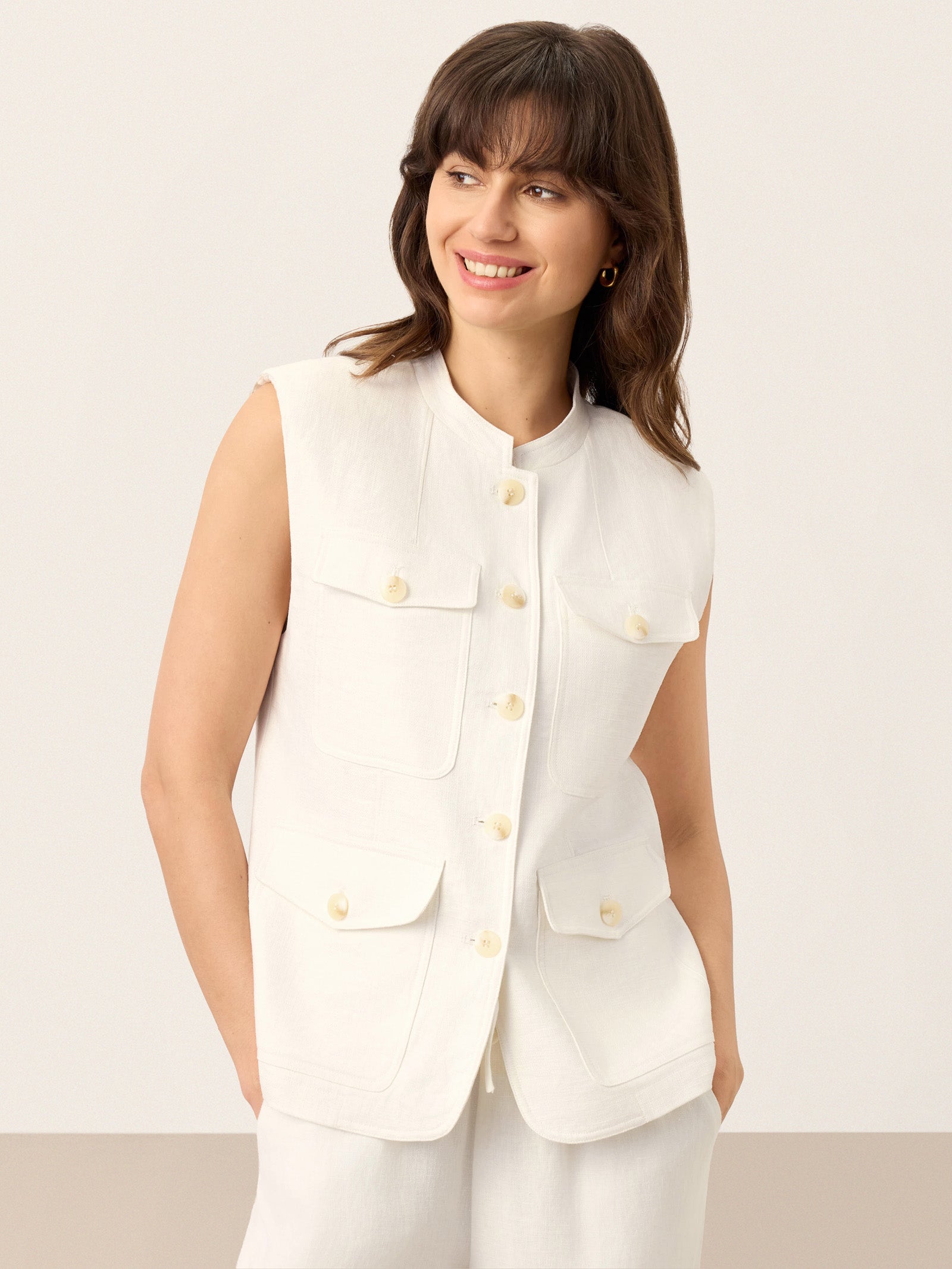 100% Linen Four-Pocket Tailored Sleeveless Vest COSIMA