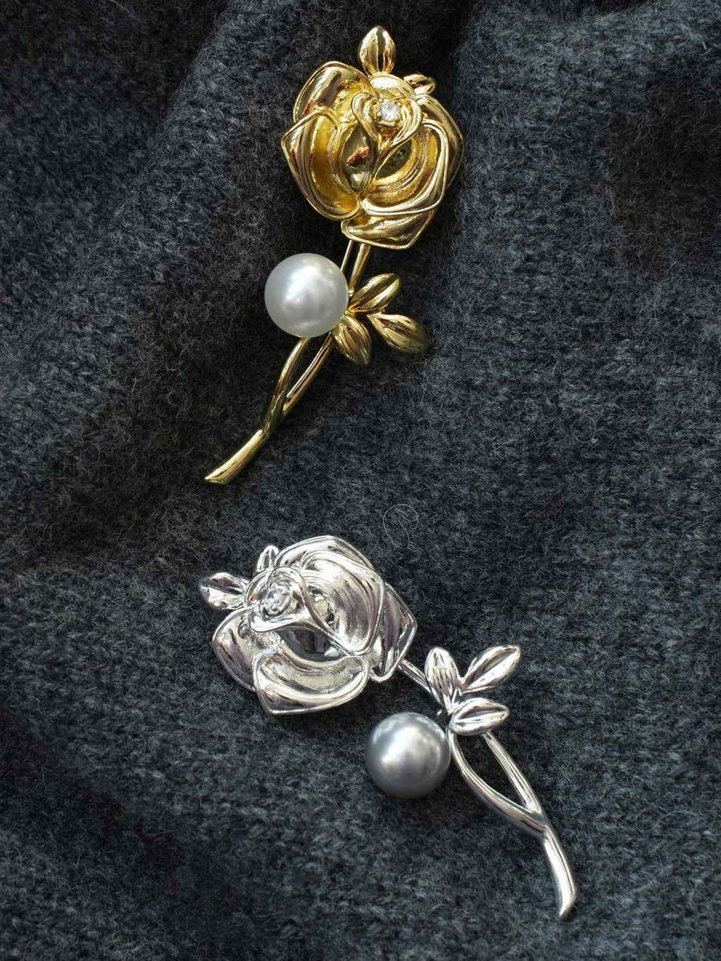 Freshwater Pearl & Alloy Rose Carved Brooch