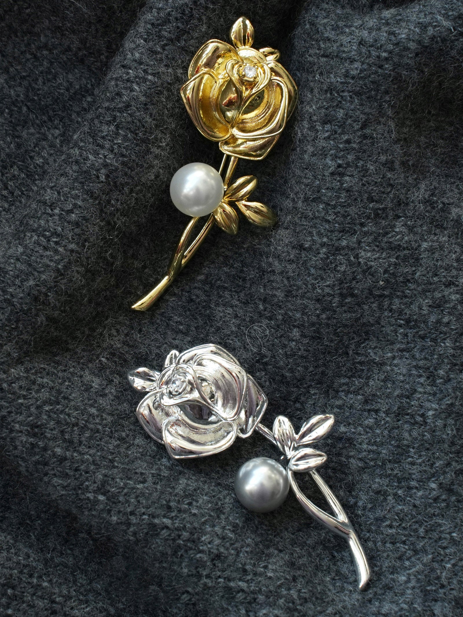 Freshwater Pearl & Alloy Rose Carved Brooch