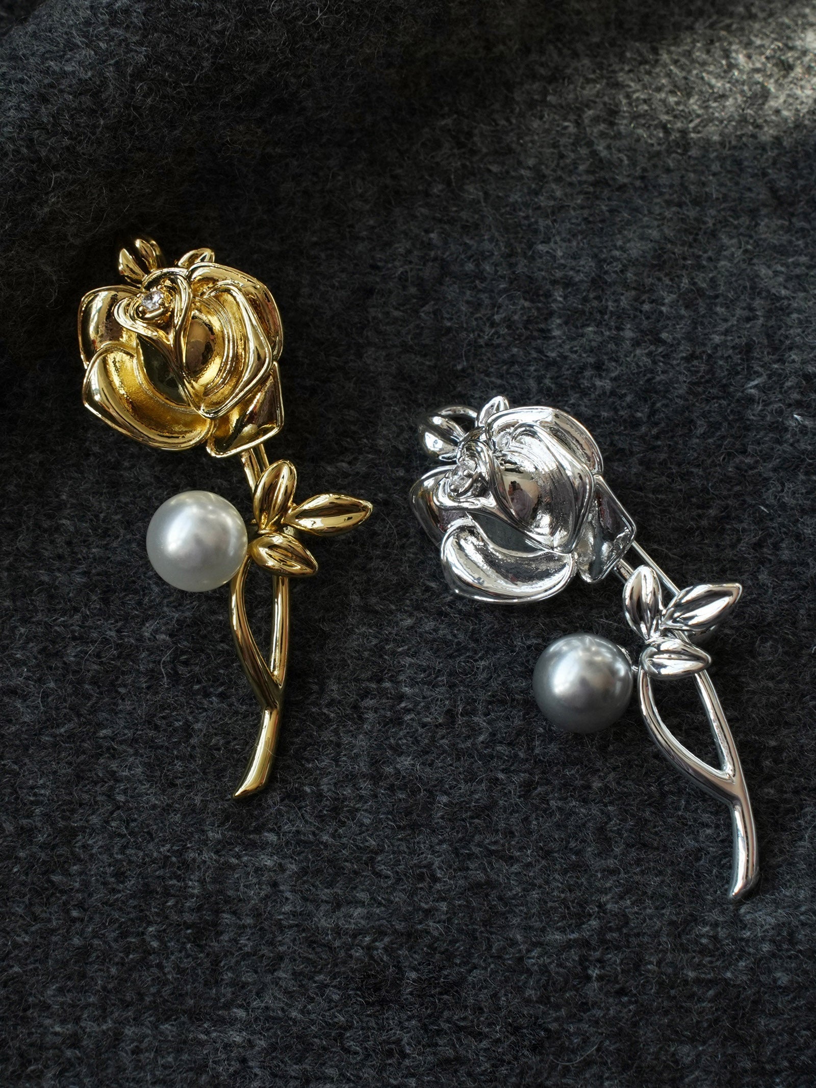 Freshwater Pearl & Alloy Rose Carved Brooch