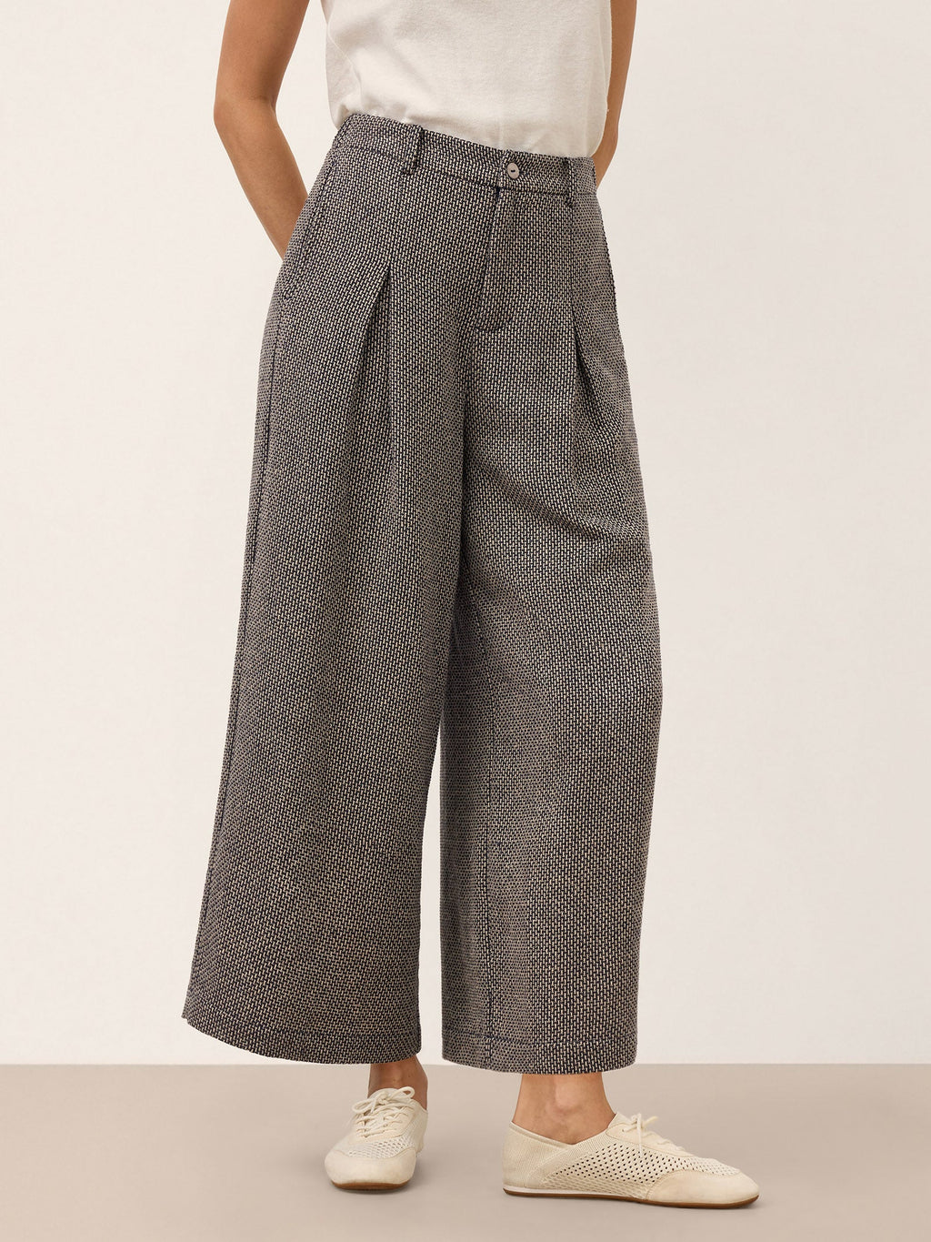 Linen Yarn Dyed Check Pleated Wide Leg Pants DELARA