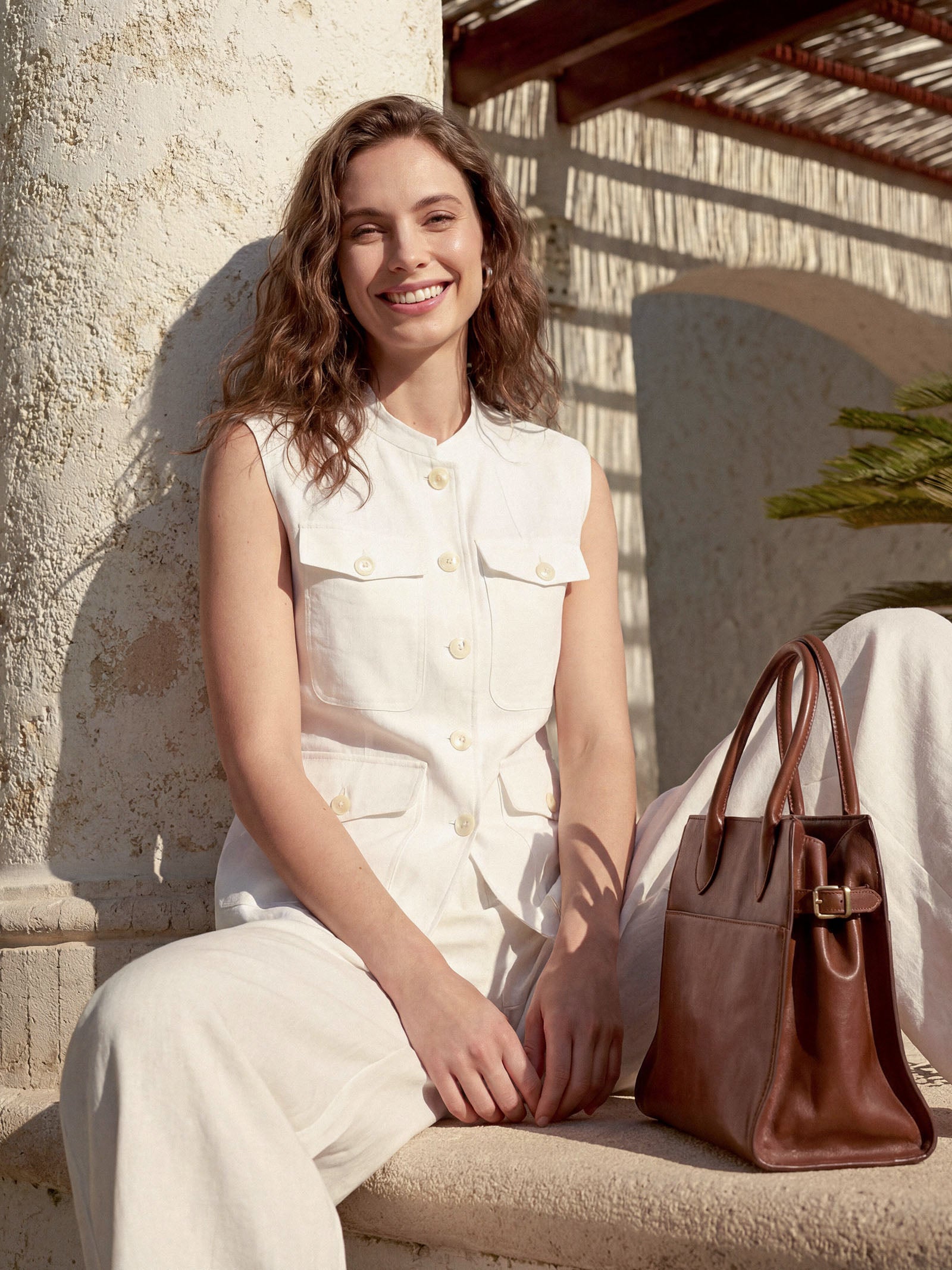 100% Linen Four-Pocket Tailored Sleeveless Vest COSIMA