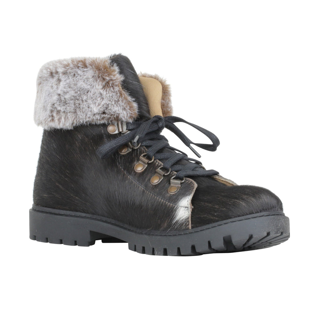 Turbulent Boots